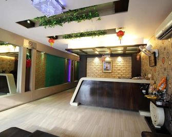 Liv Inn - Yeni Delhi - Resepsiyon