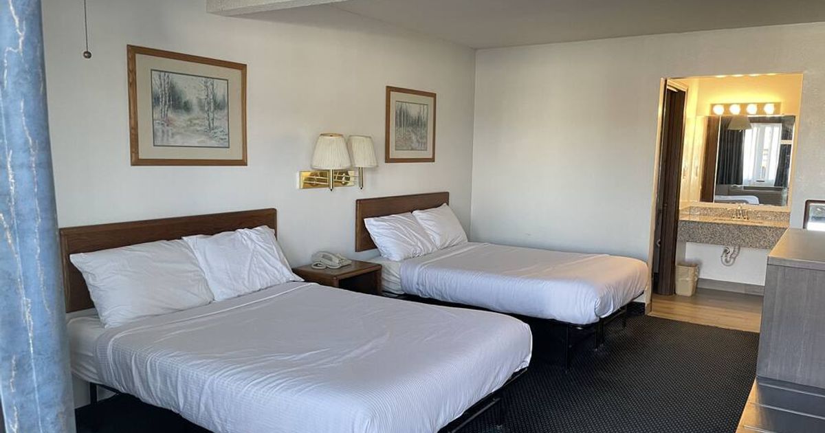 Landmark Inn from 70. Osawatomie Hotel Deals & Reviews KAYAK