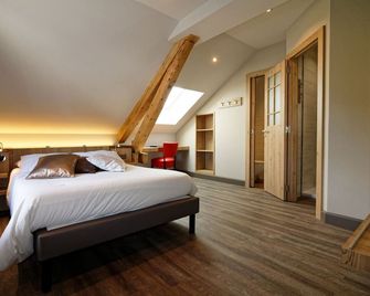 Logis Hotel Des Bains - Gérardmer - Makuuhuone