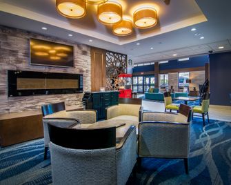 Holiday Inn & Suites Syracuse Airport - Liverpool By IHG - Liverpool - Lounge