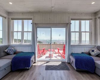Unique Lighthouse with Bay of Fundy Views & Hot Tub - Saint Martins - Living room