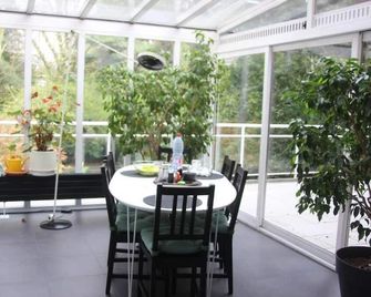 B&B Middelheim Guest House - Antwerp - Patio