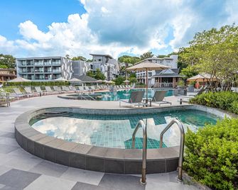 Orchidacea Resort - קארון - בריכה