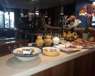 La Pomme d'Or - La Charité-sur-Loire - Buffet