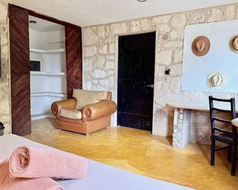 Hostel Oryx Tulum - Tulum - Sala de estar