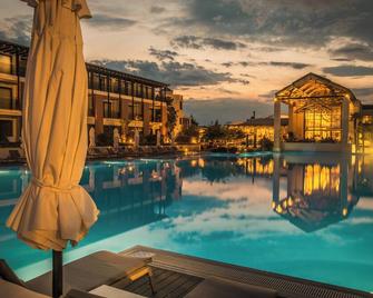 September Hotel Thessaloniki - Thessaloniki - Pool