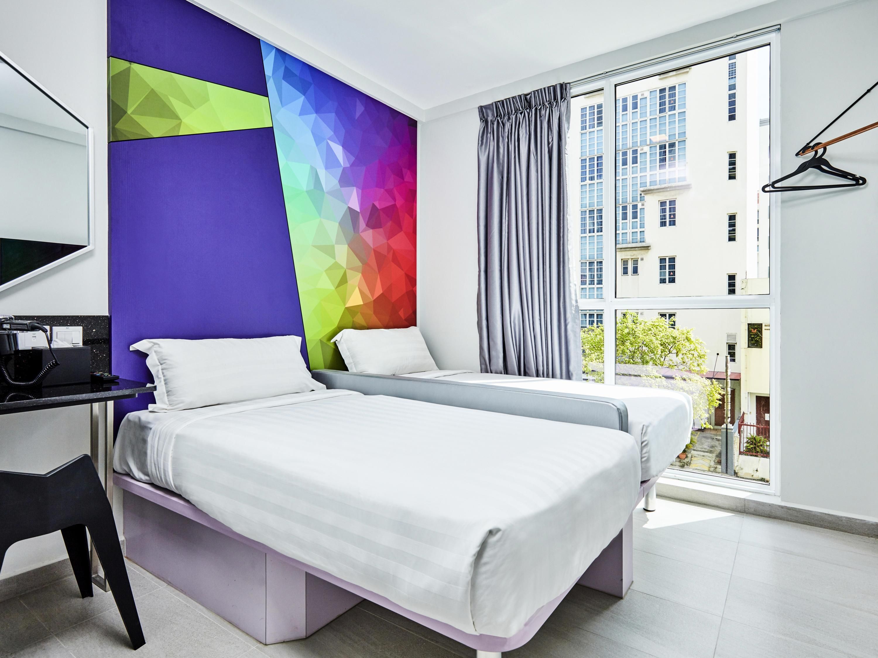 ibis Budget Singapore Ametrine