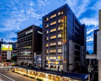 Apa Hotel Kanazawa Katamachi Excellent - Kanazawa - Building