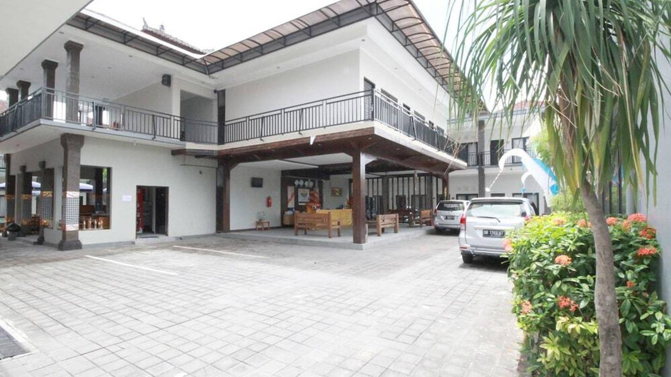 Airy Kuta Kubu Anyar 40 Bali