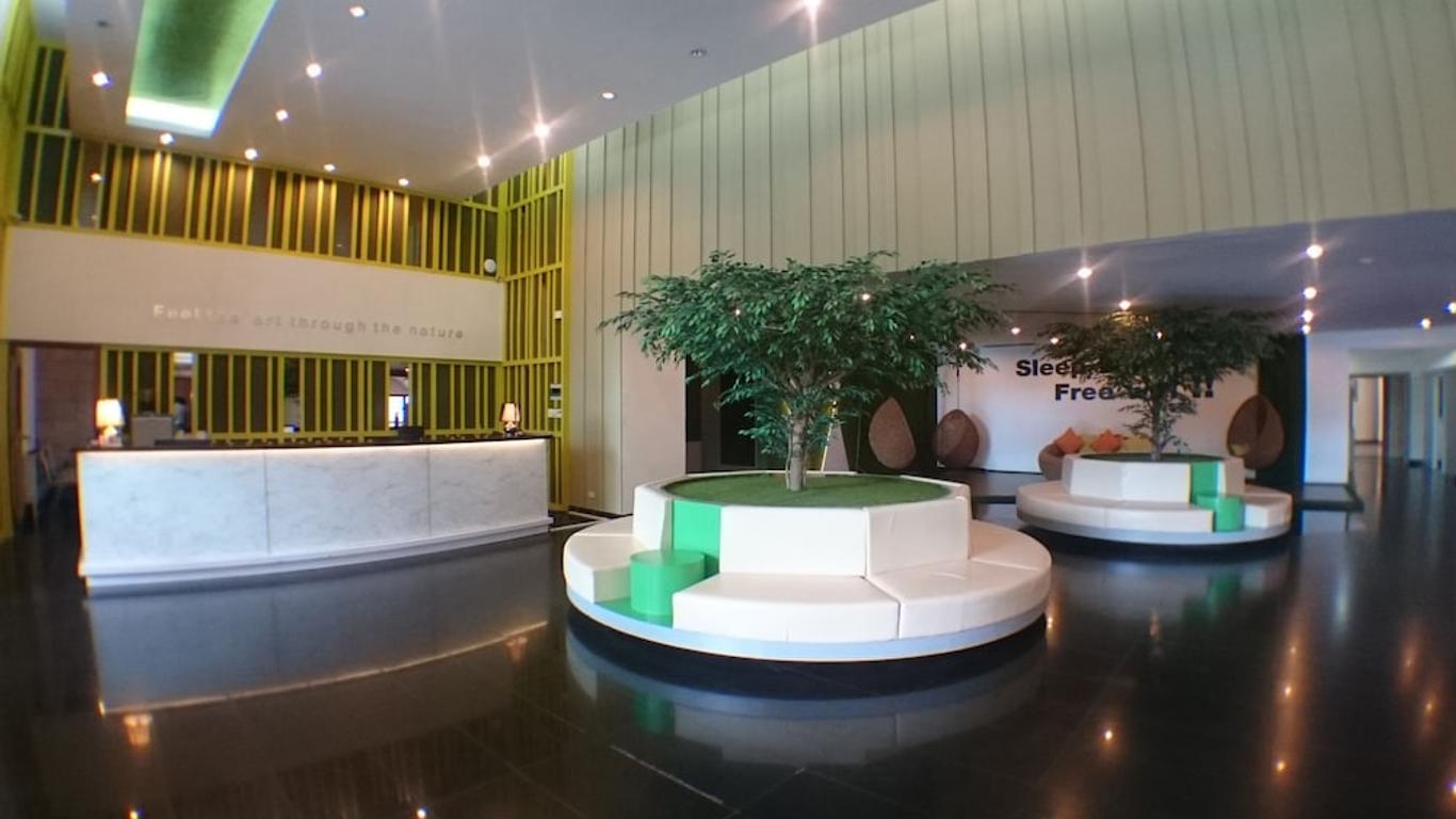 تون كون هوتل