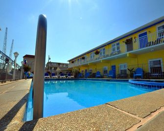 Nantucket Inn & Suites - Wildwood - Pool
