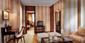 Hotel Santemar - Santander - Living room