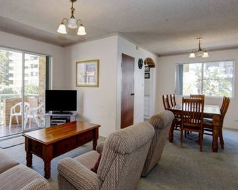 Dolphin Court 13 - Forster - Σαλόνι