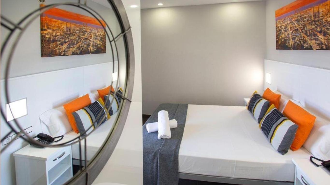 هوستال صانس