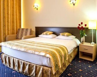 Manhattan Hotel & Restaurant - Chisinau - Bedroom
