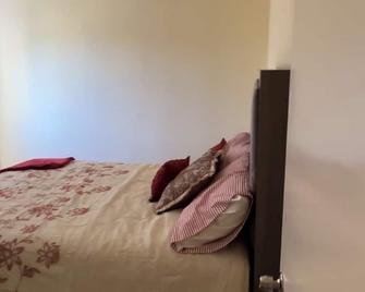 New Townhome close to Everything (Airport, Hip Strip, and Activities) - St.Bran's Burg - Sypialnia