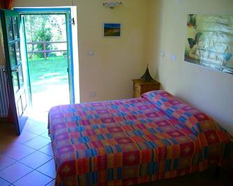 B&B Locanda della Sesta Felicità - Nizza Monferrato - Schlafzimmer