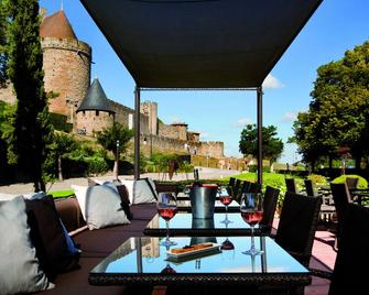 Hôtel du Château & Spa Gemology - Carcasona - Patio