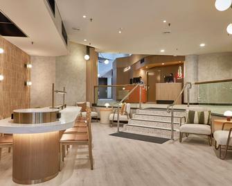 إيبيس بيرث - برث - مطعم