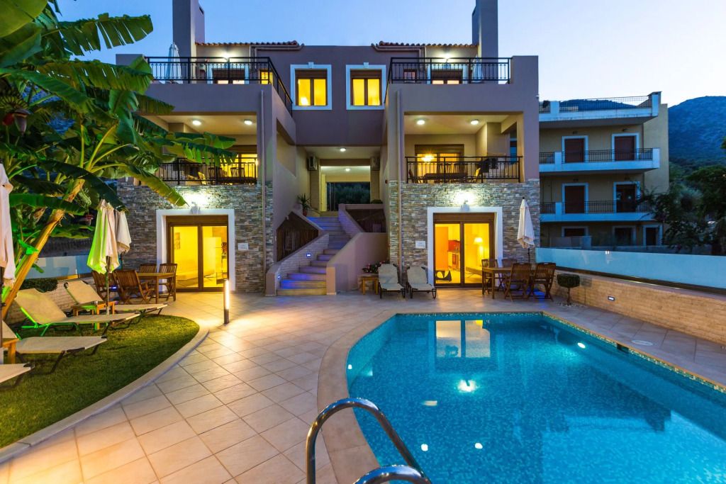 Pantheon Villas & Suites