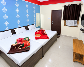 Goroomgo Shivay Guest House Godowlia Varanasi - Varanasi/瓦拉納西 - 臥室