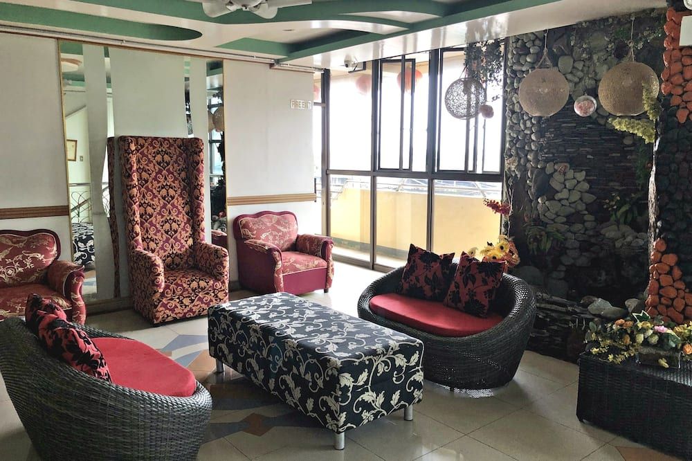 Tabaco Gardenia Hotel