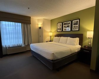 SureStay by Best Western Roseburg - Roseburg - Makuuhuone