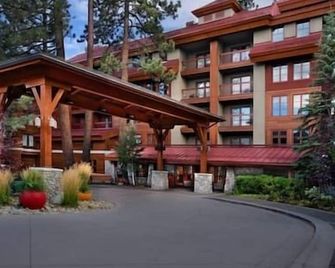 2 Marriott Grand Residence Resort & Spa, Hot Tub! - South Lake Tahoe - Building