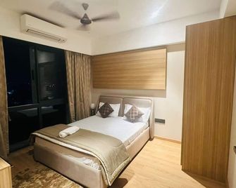 Awesome The Studio Stay - Raipur - Bedroom