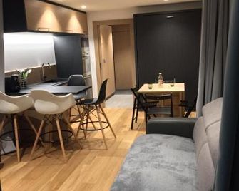 Studio proche pistes Chantemerle - Saint-Chaffrey - Salon