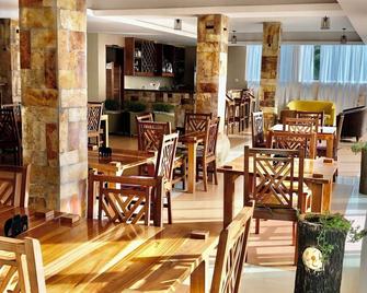 The Address Resort - Kalangala - Restaurante