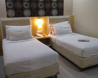 Simple Inn Solo - Surakarta City - Habitación