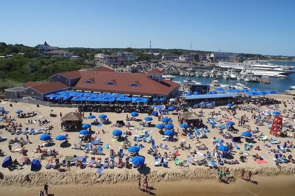 Ballard's - Block Island