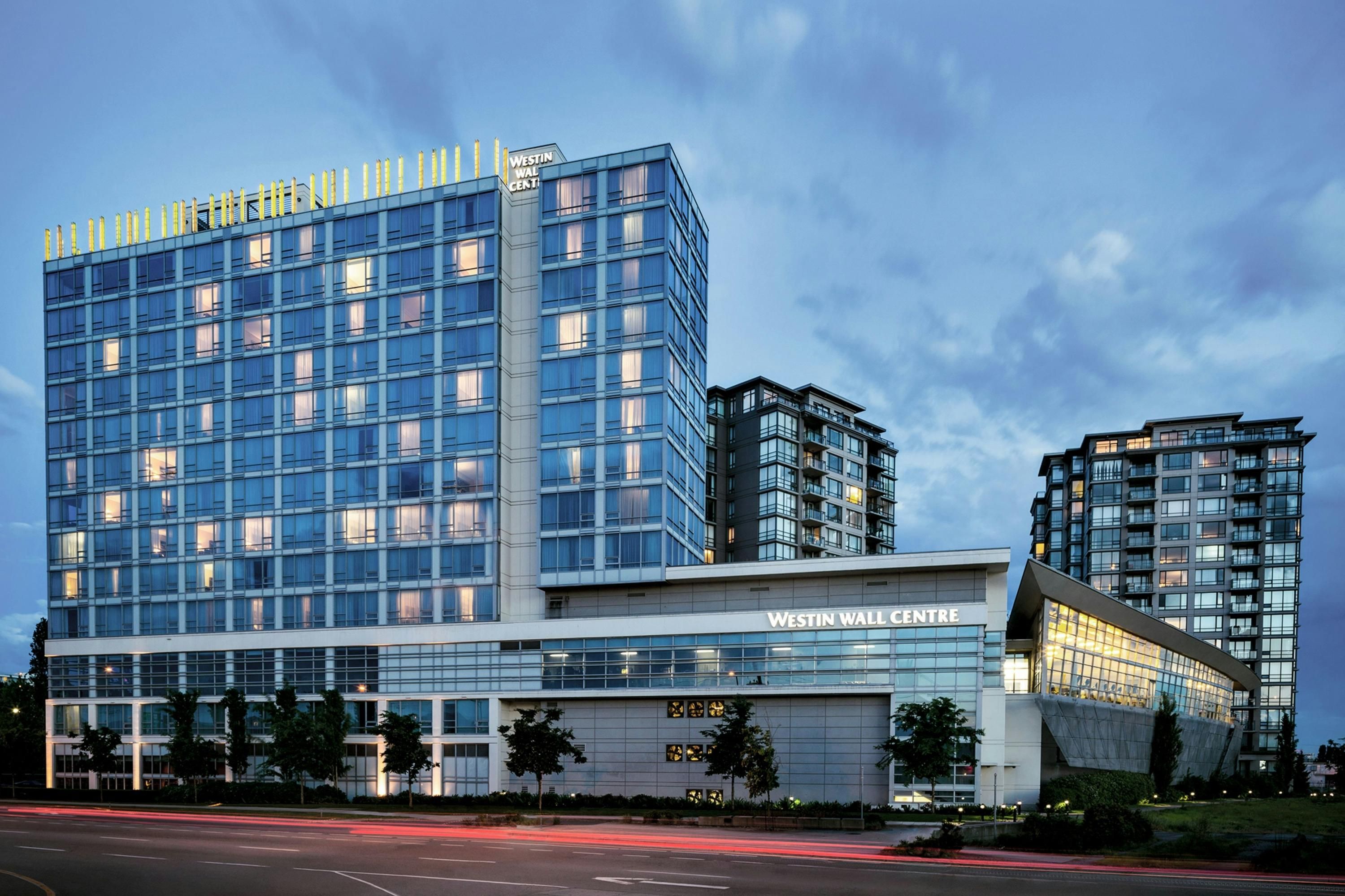 ذا وستن وول سنتر، مطار فانكوفر