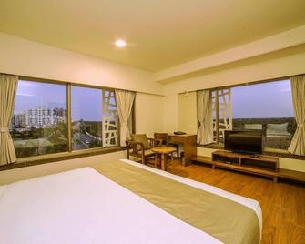 The Basil Park - Bhavnagar - Camera da letto