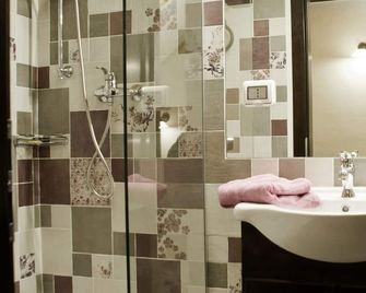 Arina Apartments - Braşov - Bathroom
