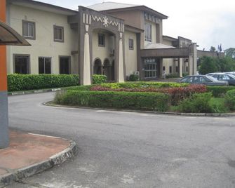 Axari Hotel & Suites - Calabar - Edificio