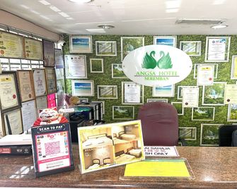 Angsa Hotel - Seremban - Recepción