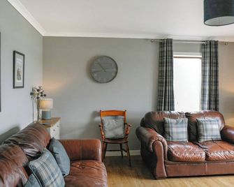 3 bedroom accommodation in All Orkney Islands - Orkney - Living room