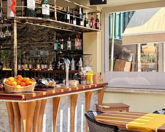 Ida Hotel - İçmeler - Bar