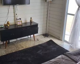 linda casa no bairro campolim - Sorocaba