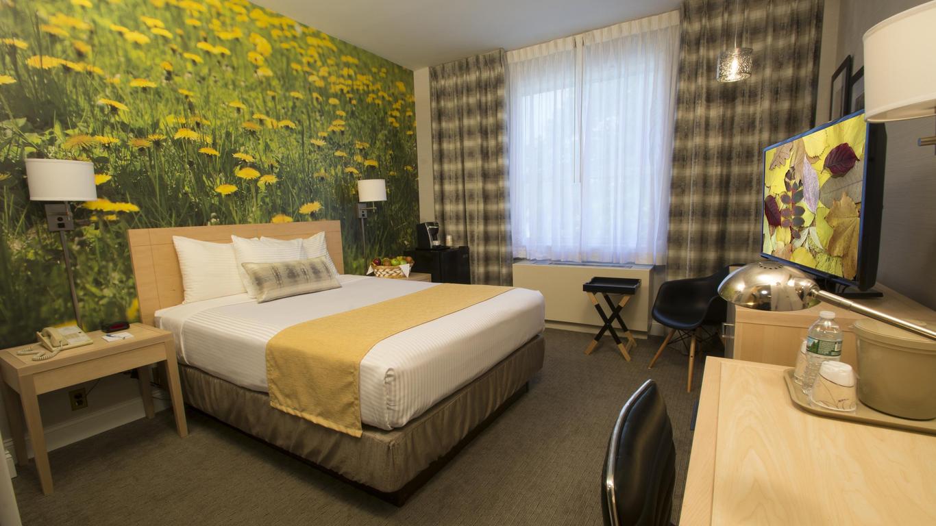 Adria Hotel and Conference Center