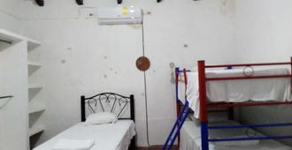 Hostel Yuyum - Valladolid - Bedroom