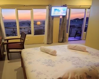 Maxima Pearl Hotel - Labuan Bajo - Slaapkamer