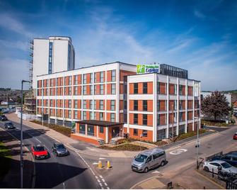 Holiday Inn Express Exeter - City Centre - Exeter - Building
