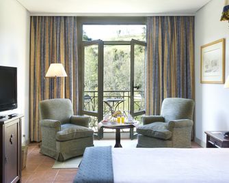 Parador de Cangas de Onis - קאנגאס דה אוניס - סלון