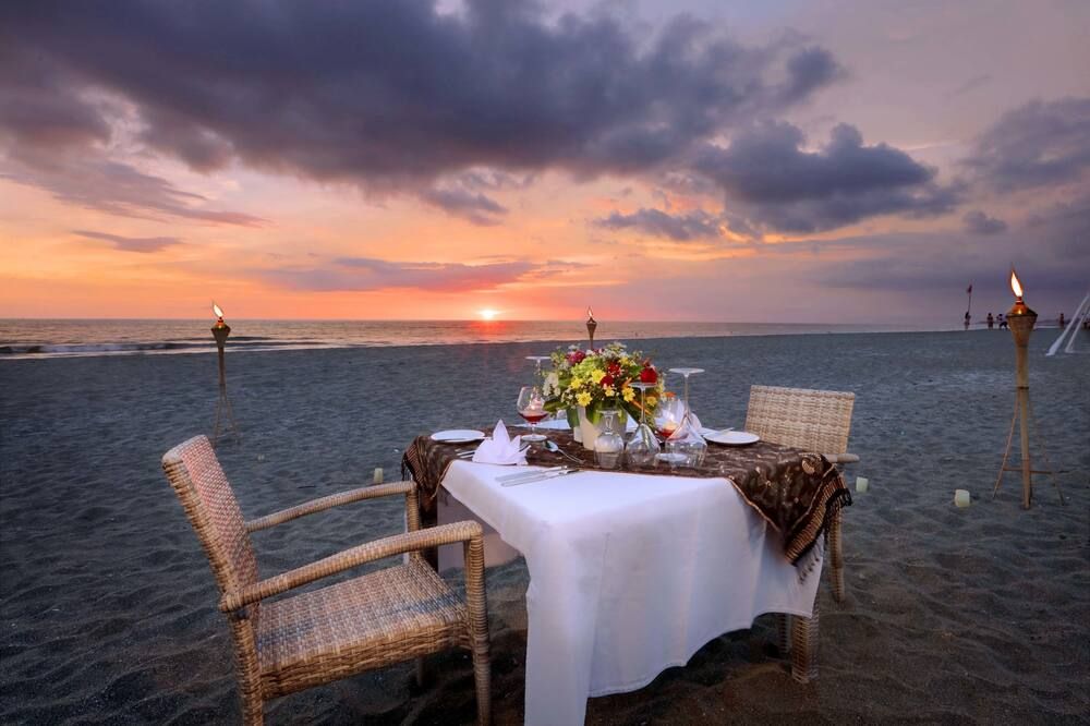 Lv8 Resort Hotel - North Kuta