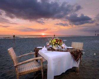 Lv8 Resort Hotel - North Kuta
