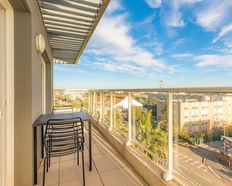 Appart'city Confort Montpellier Ovalie II - Montpellier - Balcon
