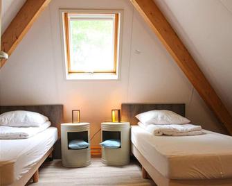 3 bedroom accommodation in Steenwijk - De Bult - De Bult - Habitación